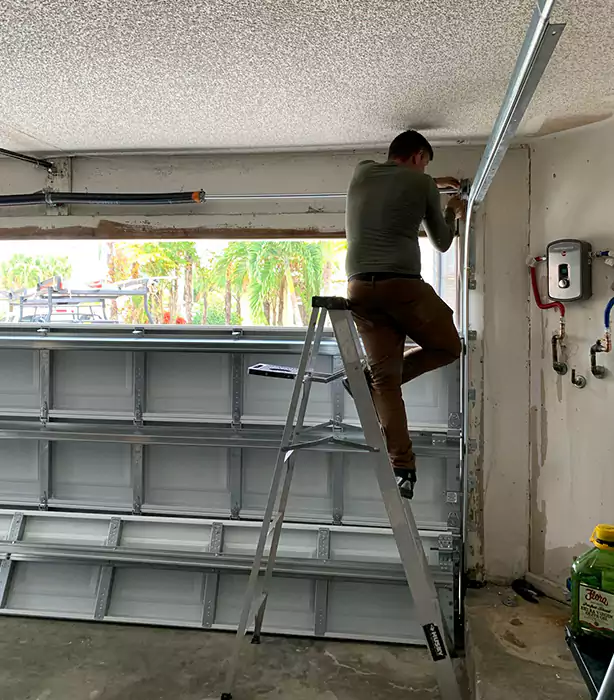 Garage Door Roller Replacement Aloha